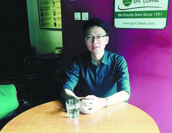 向日葵女孩 视频封面